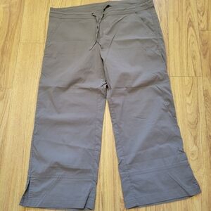 Prana Women's Gray Capris